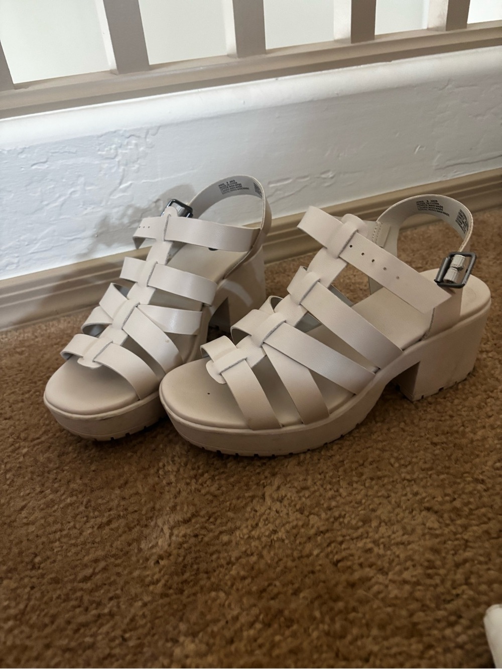 Kohl's Cream Strappy Platform Block Heel Sandals